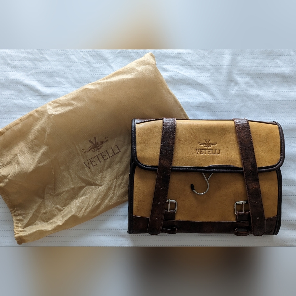 Vetelli Toiletry Bag